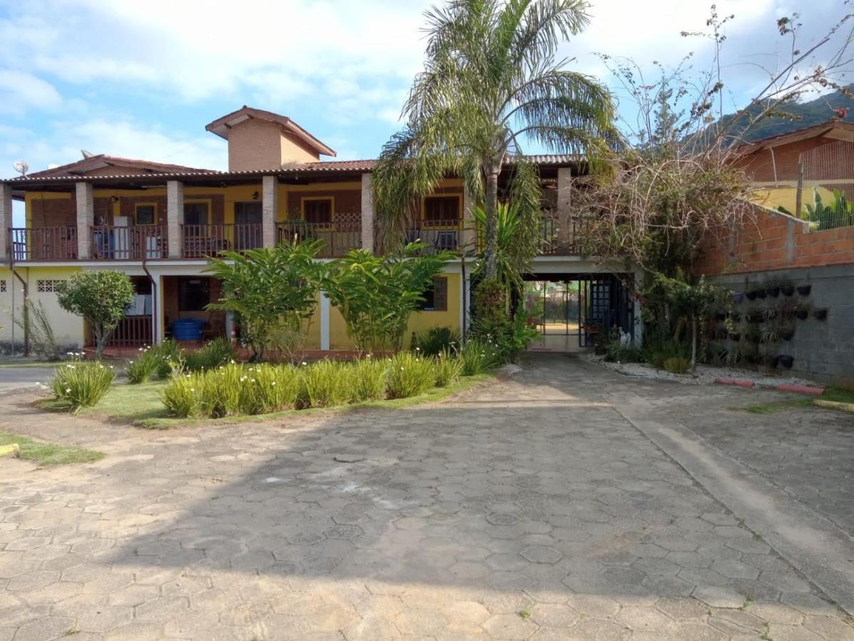 Apartamento com Vista da Piscina